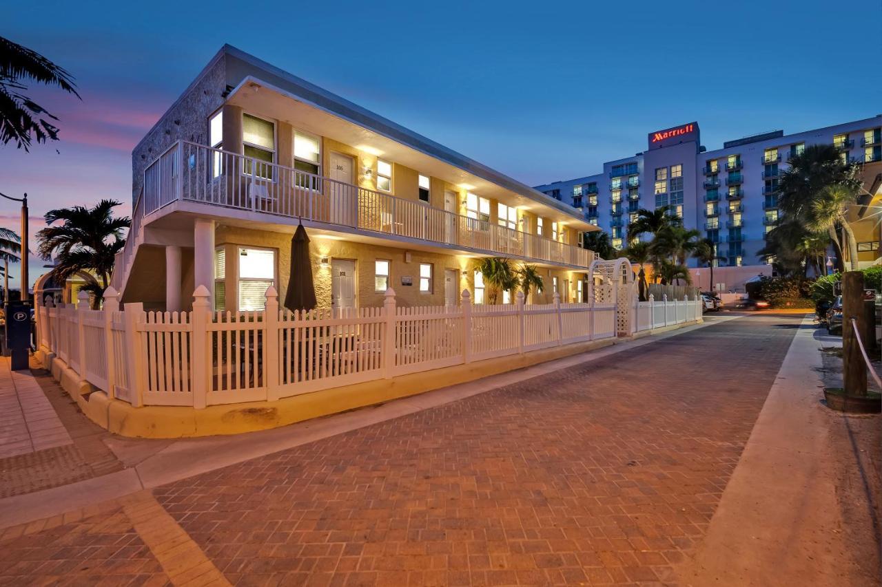 Laguna Blu Beach Hollywood Extérieur photo