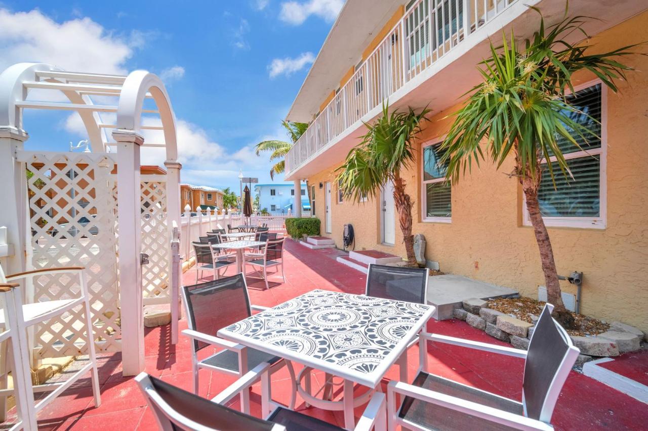 Laguna Blu Beach Hollywood Extérieur photo