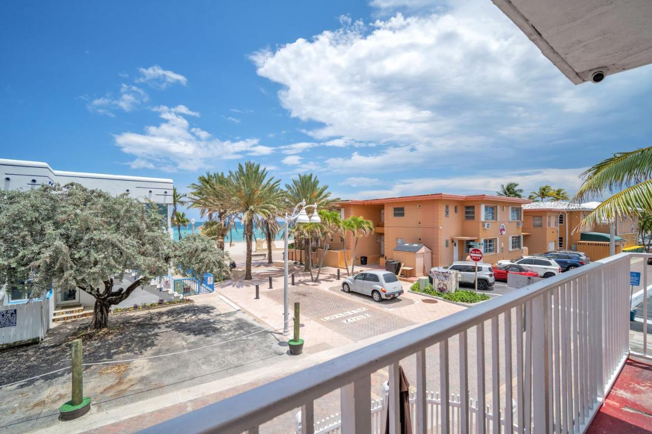 Laguna Blu Beach Hollywood Extérieur photo