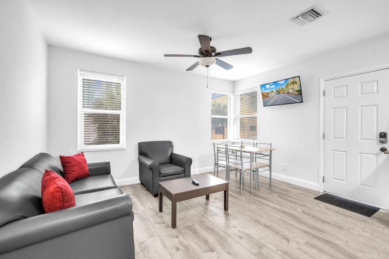 Laguna Blu Beach Hollywood Extérieur photo